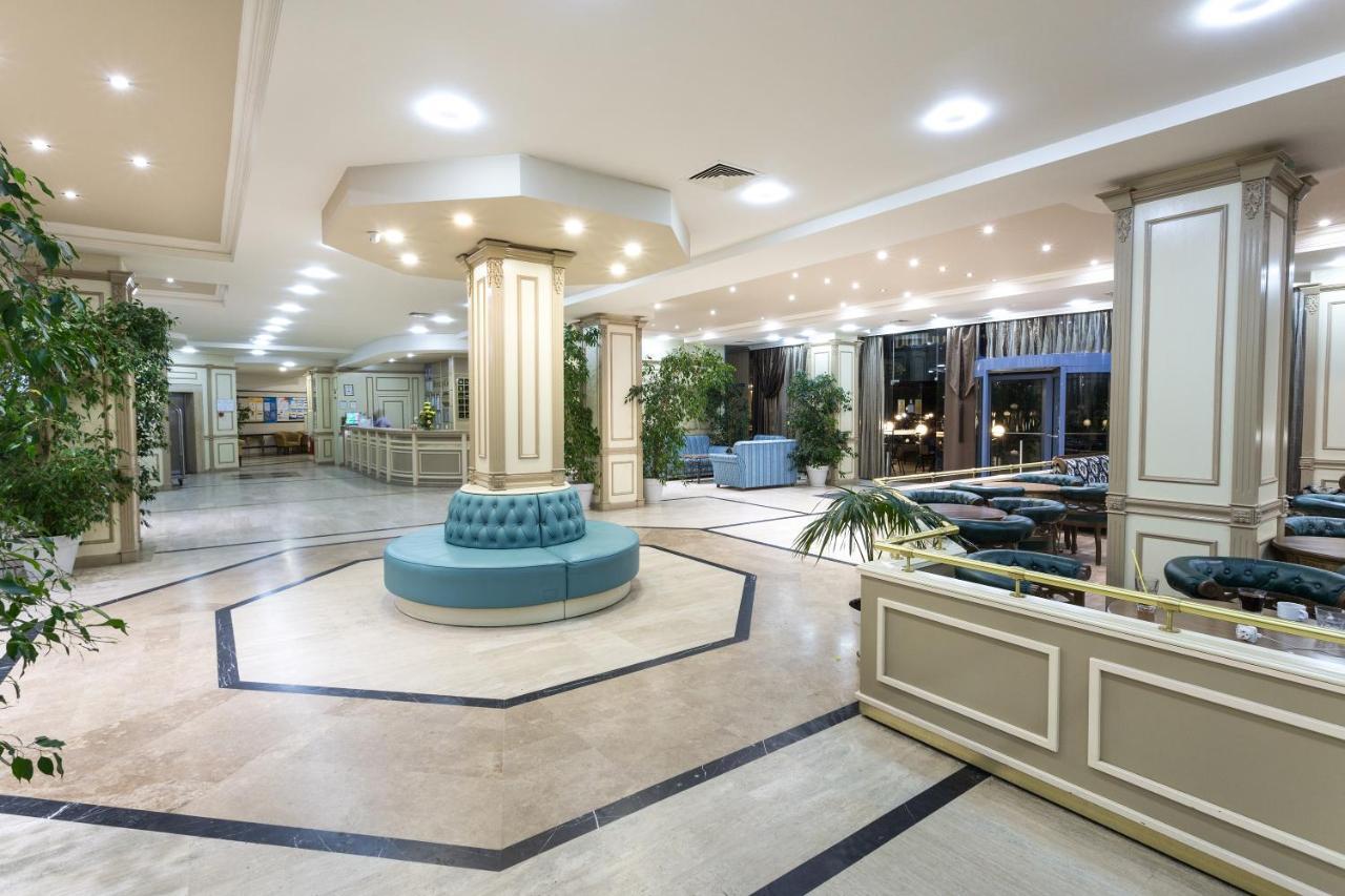 Hotel Tiara